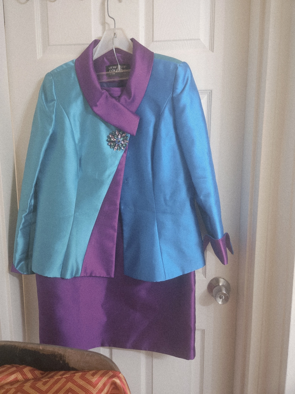 Two-Tone Teal and Purple Satin Women's Blazer by Lily Taylor - Picture 5 of 8
